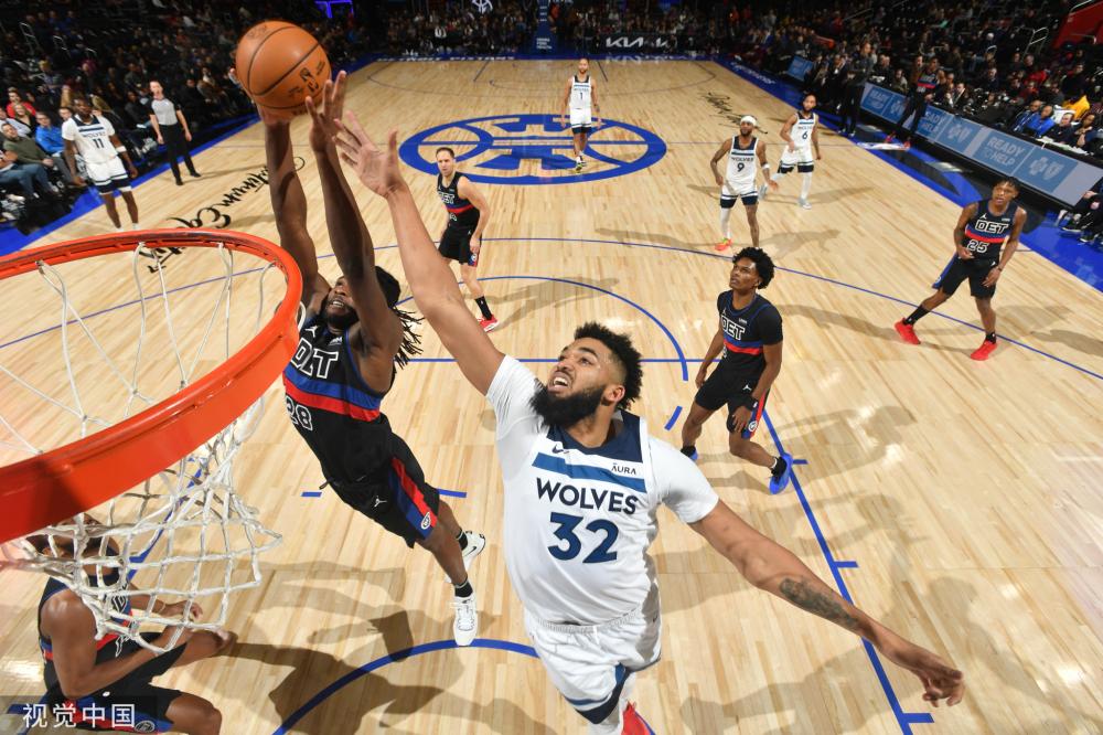 或季后赛的 或季后赛的